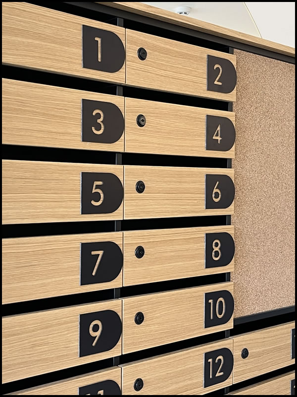 Cassette postali in legno su misura